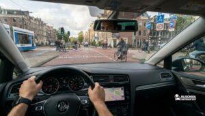 Verkeersinzicht en kijktechniek verbeteren tijdens autorijden